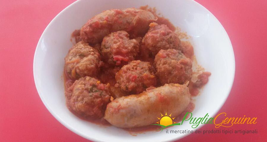 Polpette di carne e salsiccia al ragù